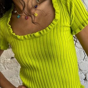 Lisa Says Gah Find Me Now Pax Knit Top in Lime